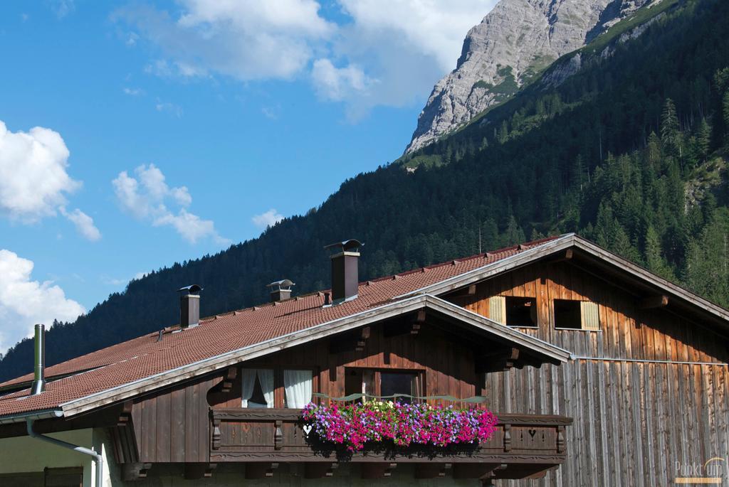 Berghof Am Schwand Hotel Hinterhornbach Buitenkant foto